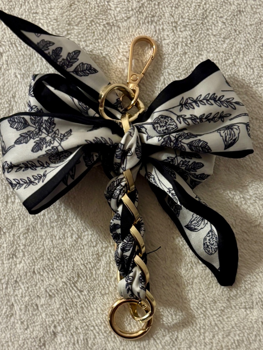 Purse or Bag Handle Extender or Charm - Black & White Bow Scarf with Gold Chain - Picture 2 of 2
